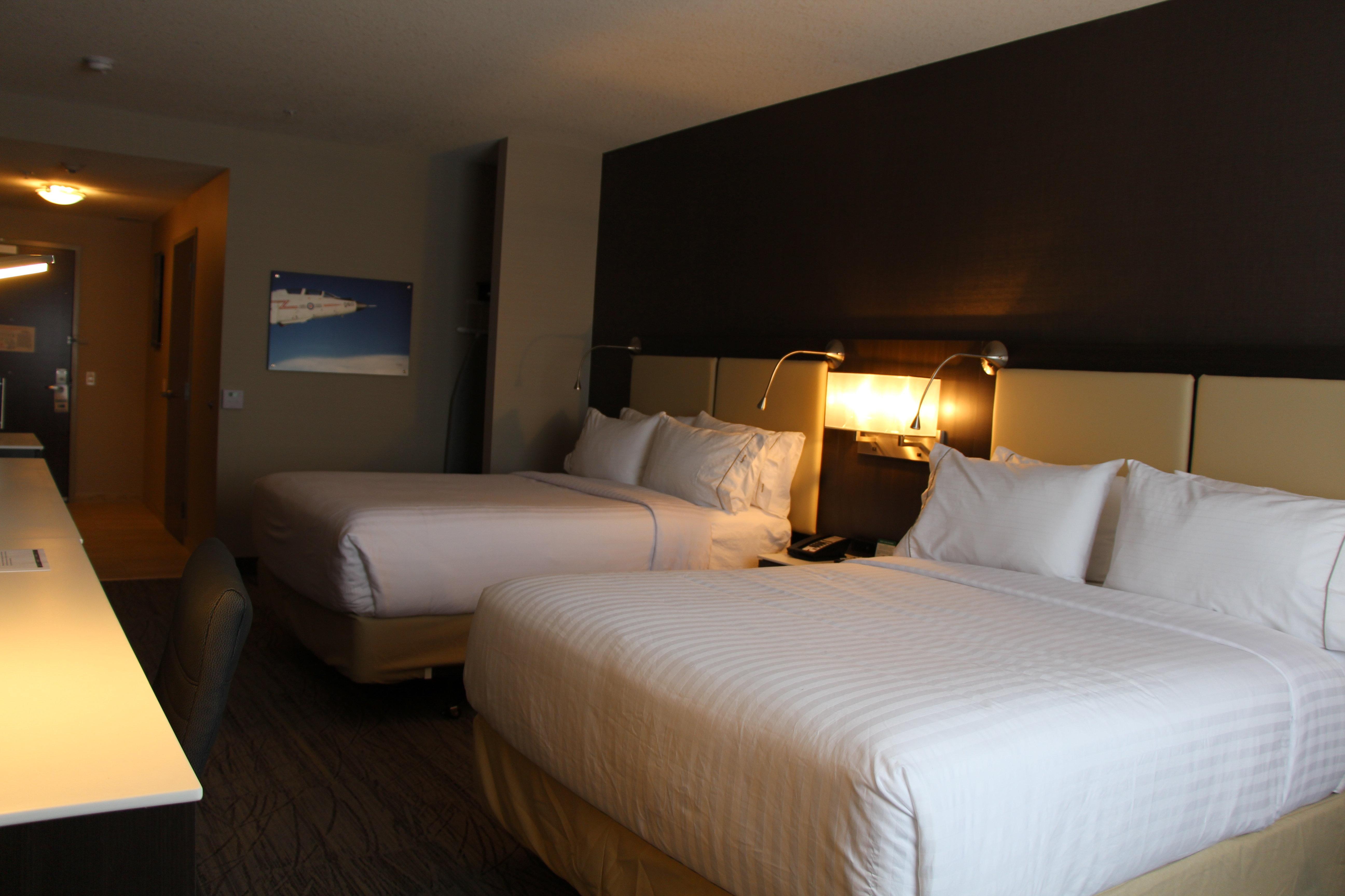 Holiday Inn Express & Suites Cold Lake By Ihg Extérieur photo