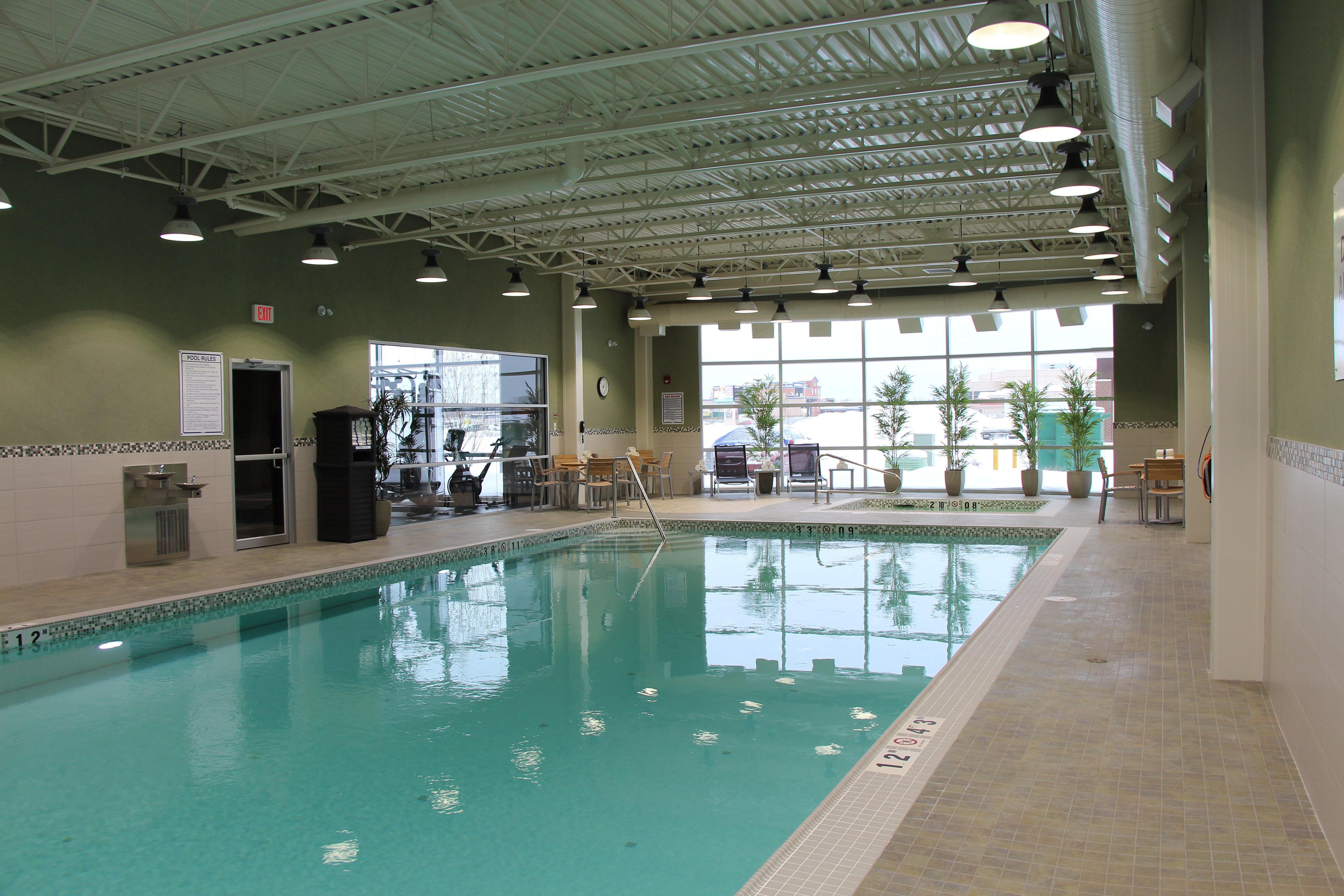 Holiday Inn Express & Suites Cold Lake By Ihg Extérieur photo